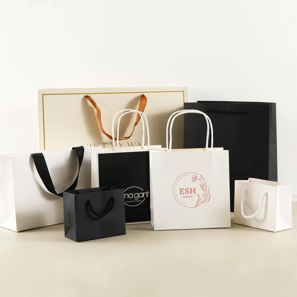 paper gift bag1.webp
