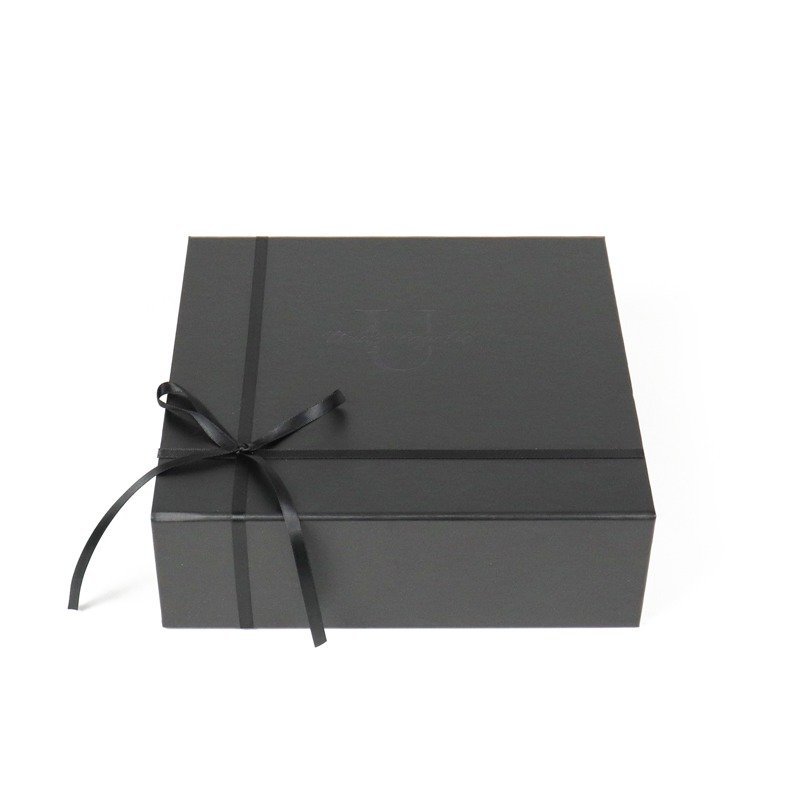 Foldable Magnetic Clothing Gift Box | Black Rigid Clothing Packaging Box with Satin Lining
